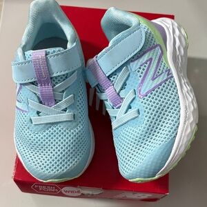 New Balance Kids' Aqua and Lavender Sneakers